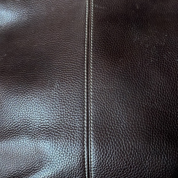 Tignanello shoulder bag chocolate brown pebbled leather top zip - Picture 13 of 13